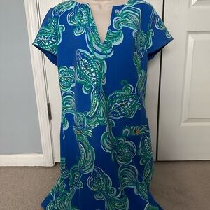 Lilly Pulitzer size XL short sleeve women’s  dress blue with fish print zipper
